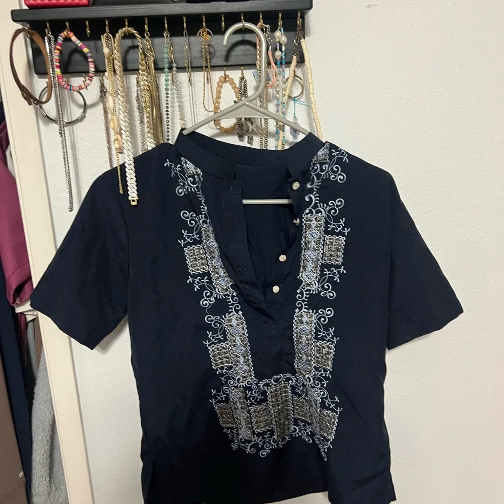 THAI women’s shirt - Picture 9 of 10